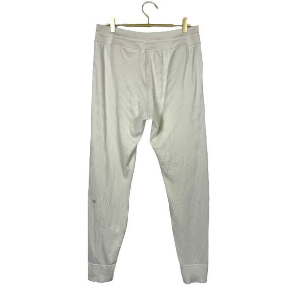 Lululemon Engineered Warmth Jogger
White Opal / White Size 8 Merino Wool Lounge - Picture 10 of 15